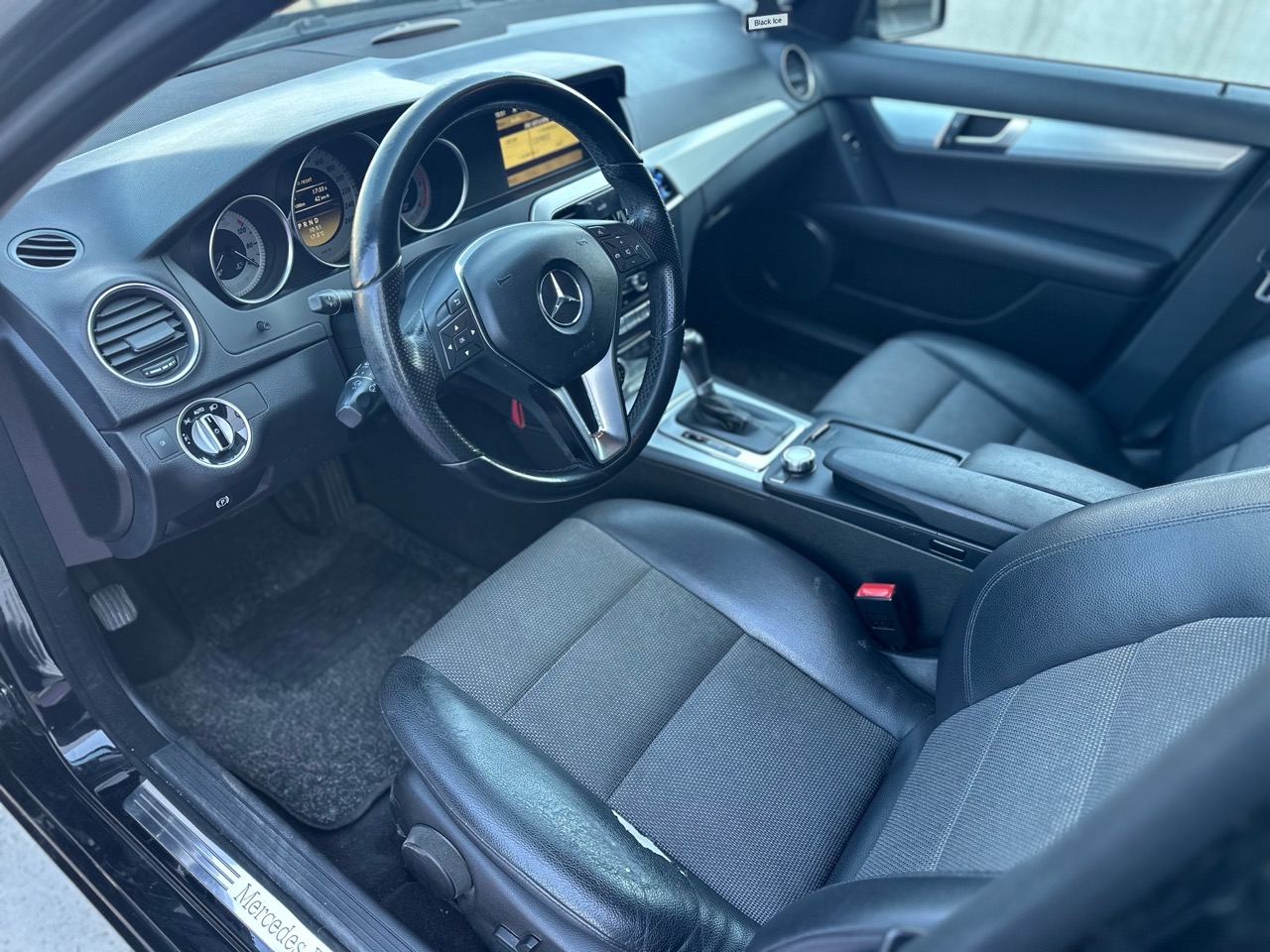 Mercedes-Benz C 200